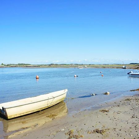 Caban Cariad Holyhead Bagian luar foto