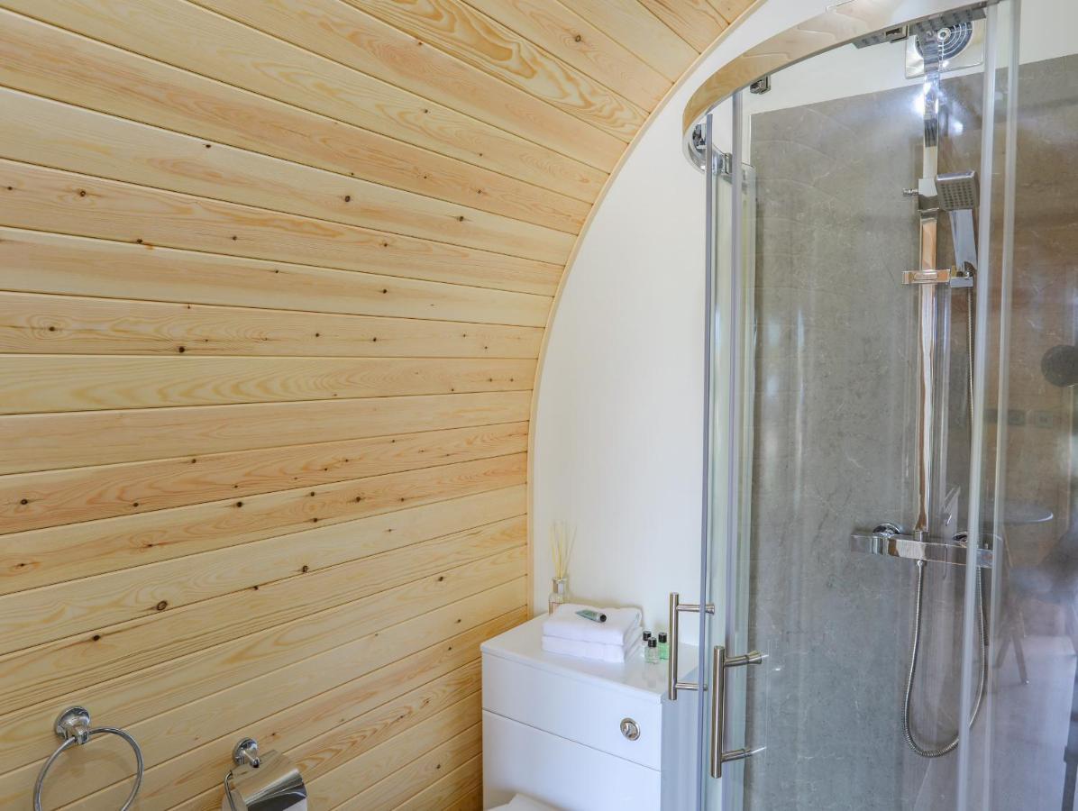 Caban Cariad Holyhead Bagian luar foto