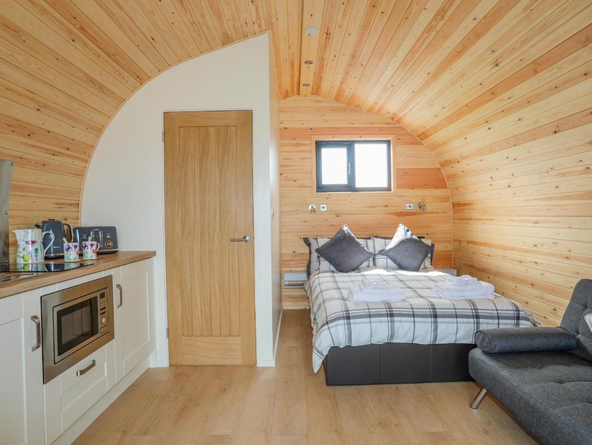 Caban Cariad Holyhead Bagian luar foto