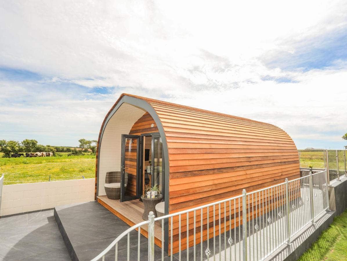 Caban Cariad Holyhead Bagian luar foto